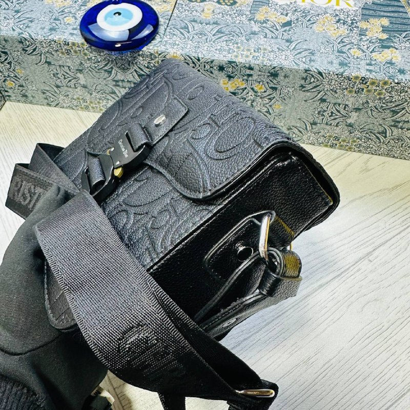DIO MAN HAND BAG WITH BOX to1306