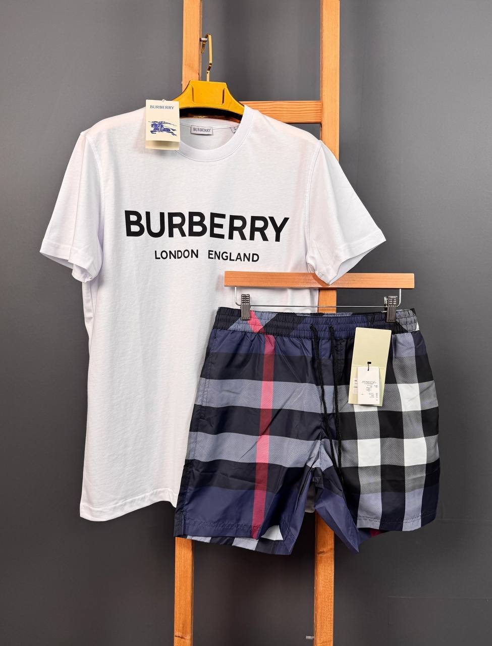 Burbery T-shirts or Swim shorts na2608