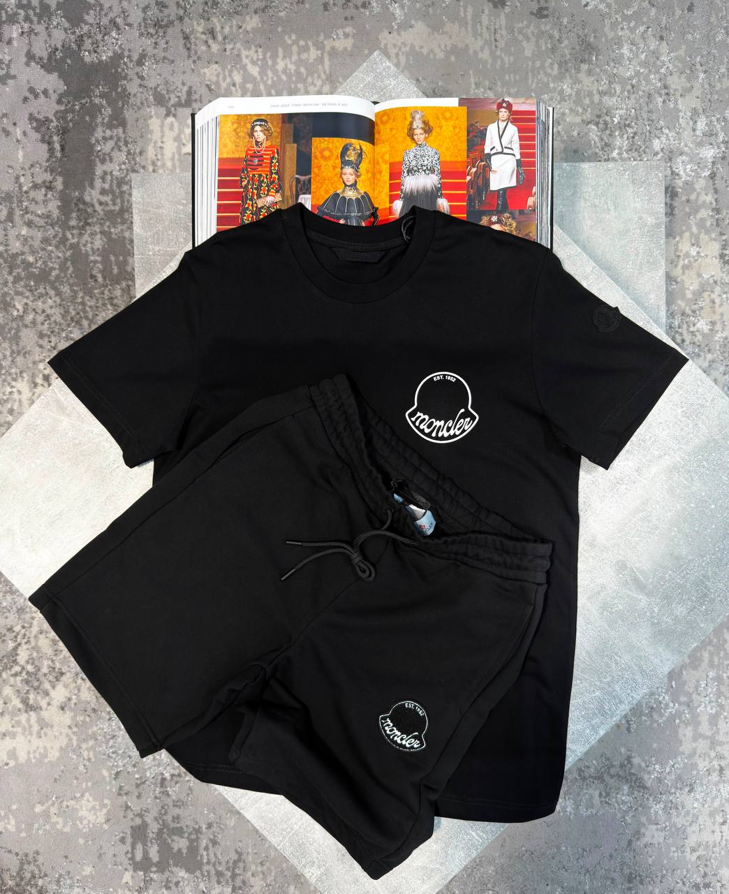 Moncle Shorts Set aj1606