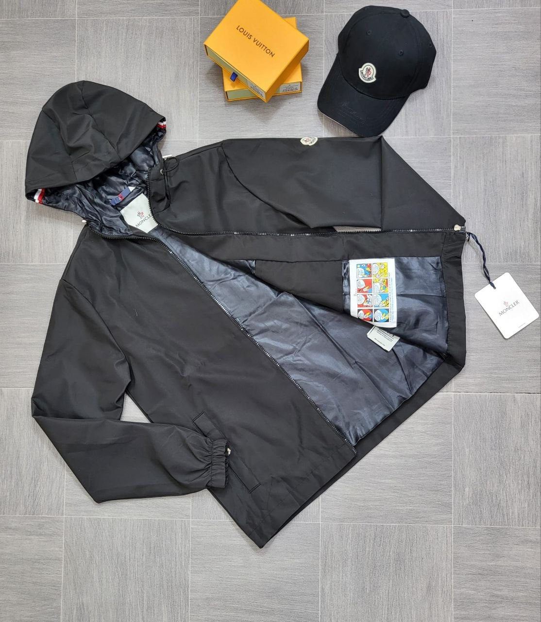 QUALITY MONCLE CAP& WINDBREAKER Set ak1706