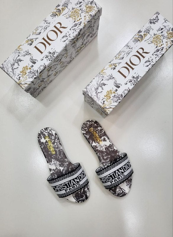 QUALITY CHRISTIA DIO WOMEN SLIDDERS WITH BOX ak1706