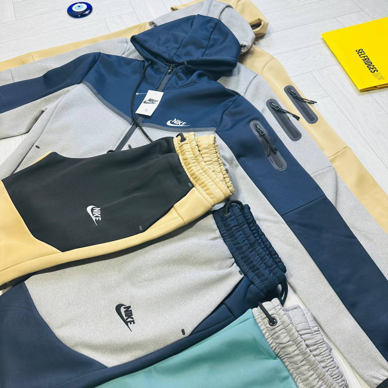 GOOD QUALITY NIK TRACK SUIT to1706