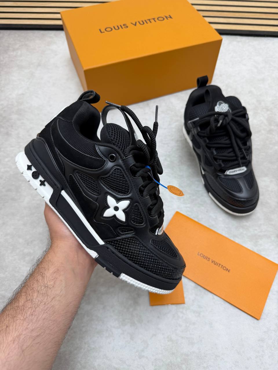 SUPER CLON LOUI VUITTO LV SKATE COME WITH BOX ETC am1706