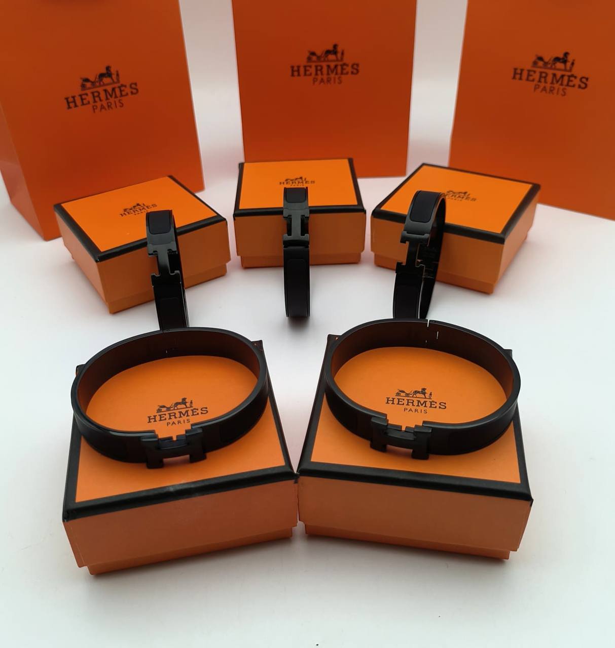 Herms braclet with box sa3108