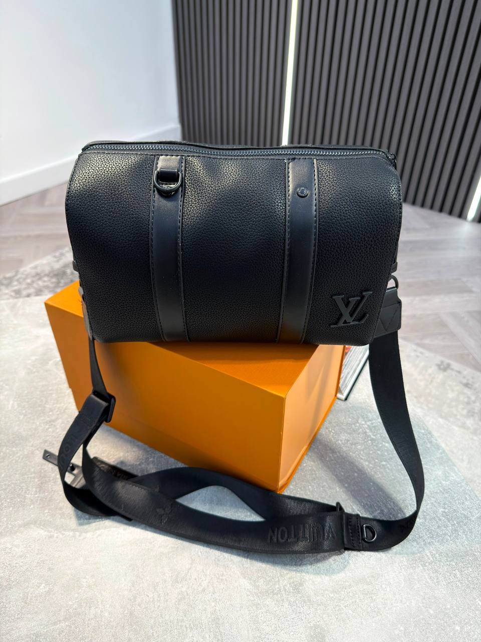 Superclon LV Mens Bag aj1906