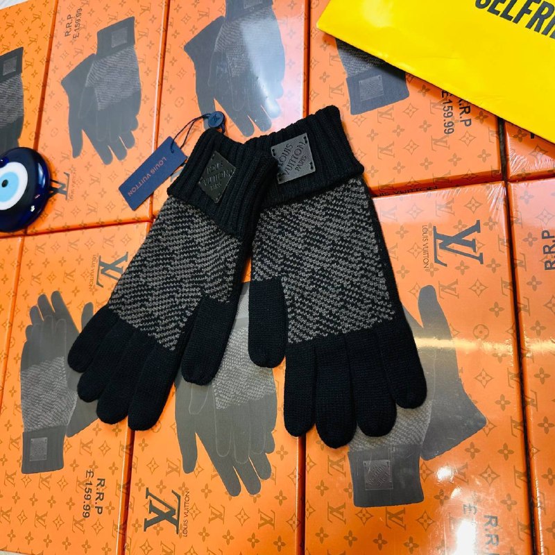 LV Gloves to2006