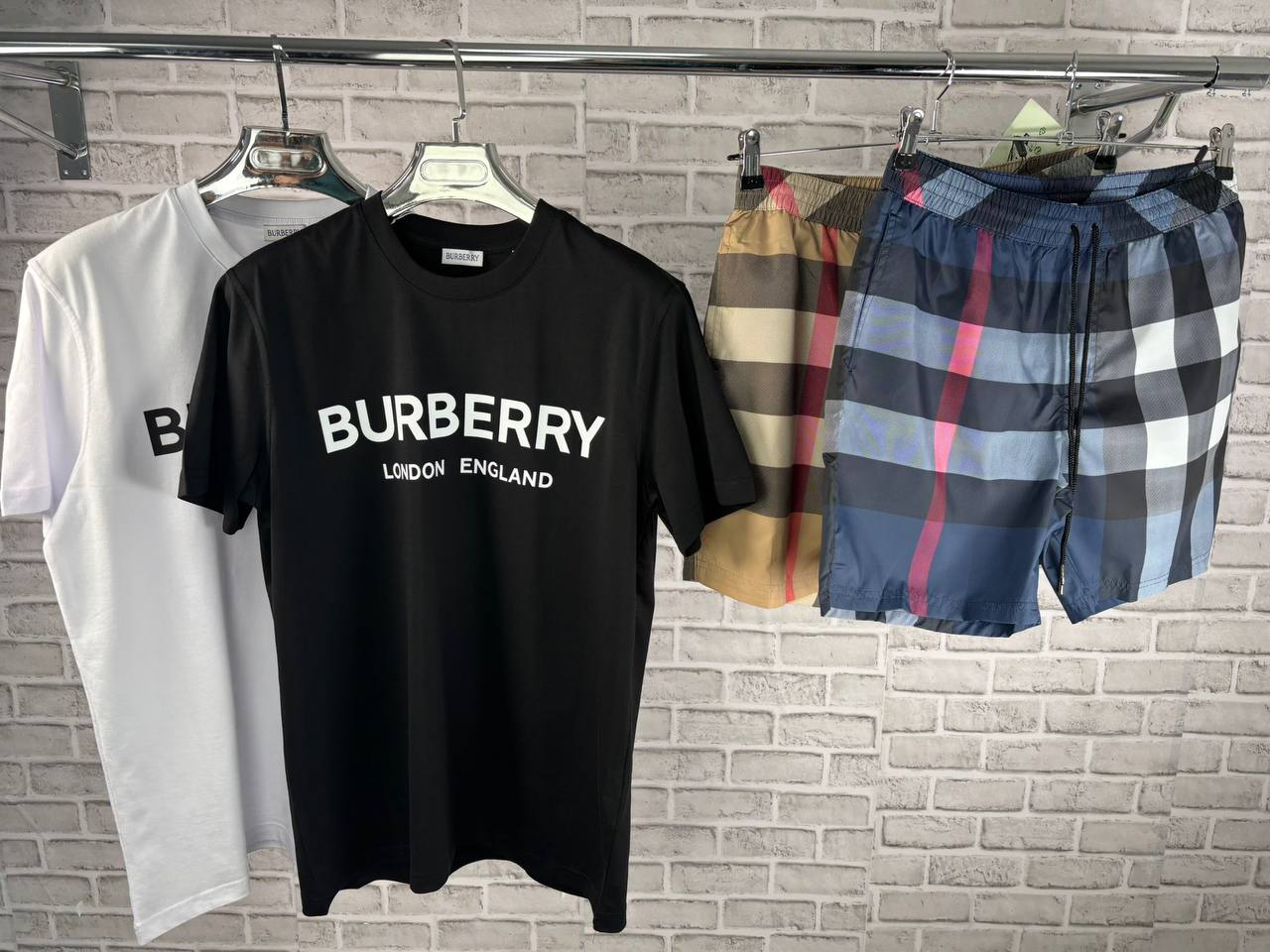 Burber T-shirts or Shorts aj3105