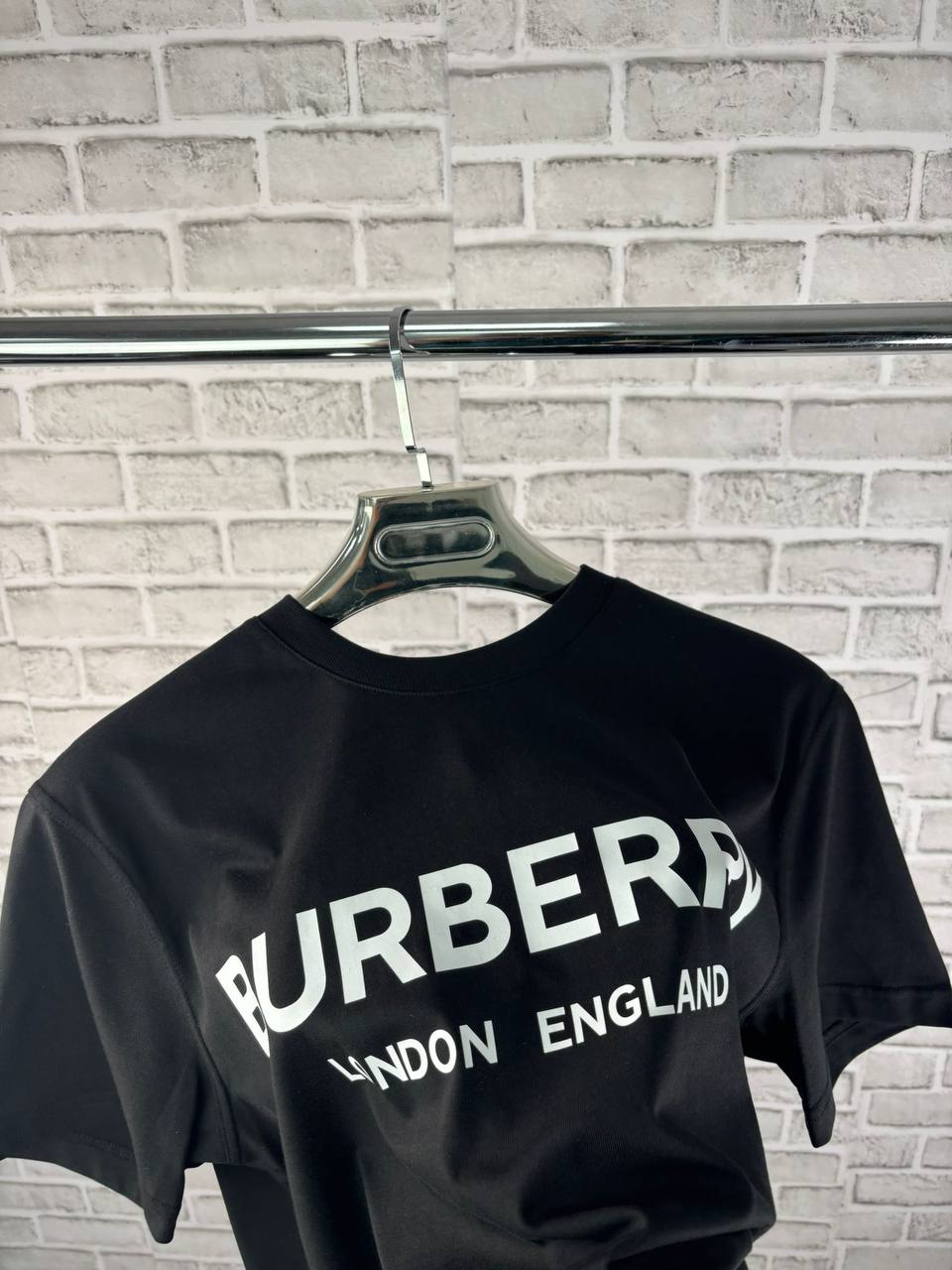 Burber T-shirts or Shorts aj3105