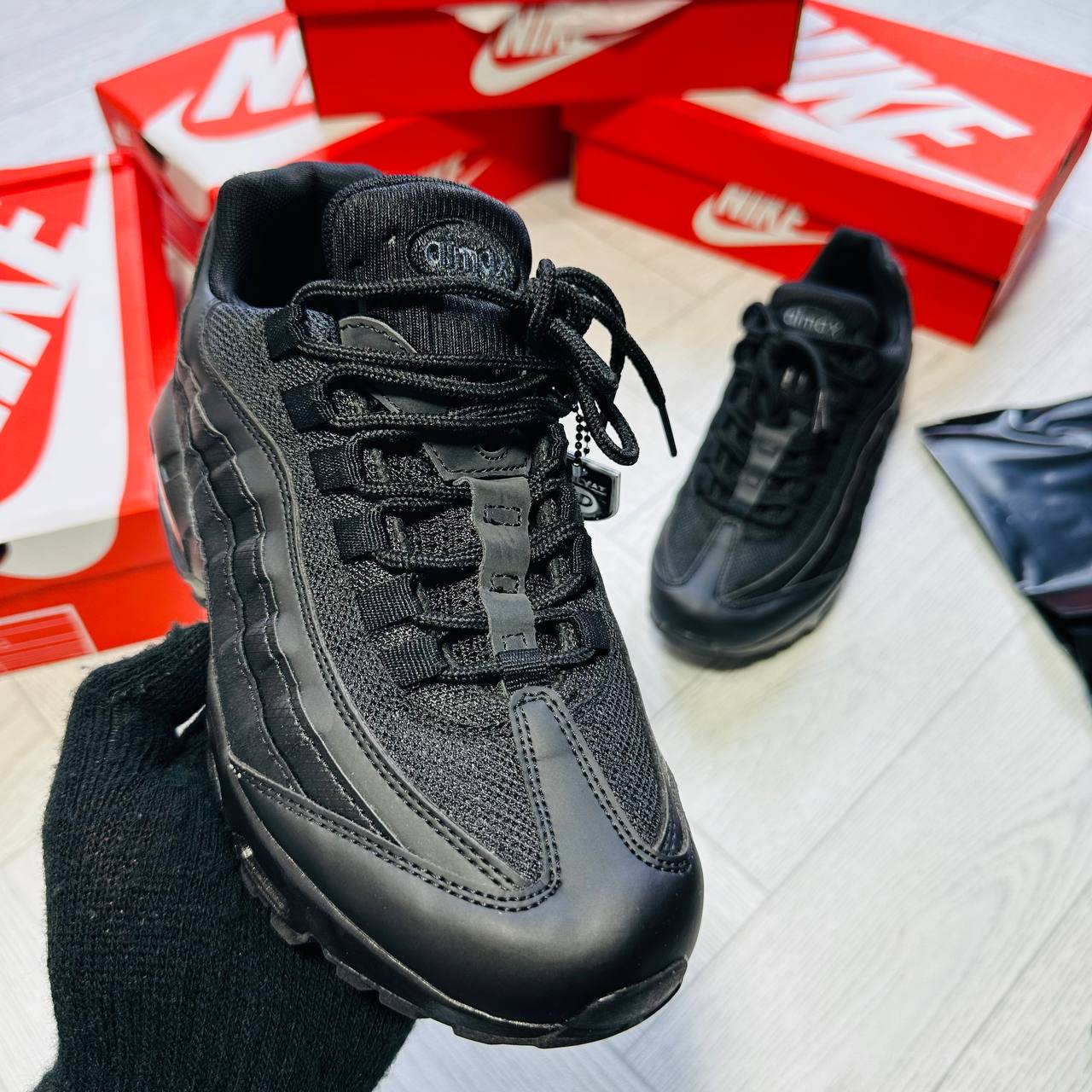 NIK AIR MAX 95 SHOES to0409