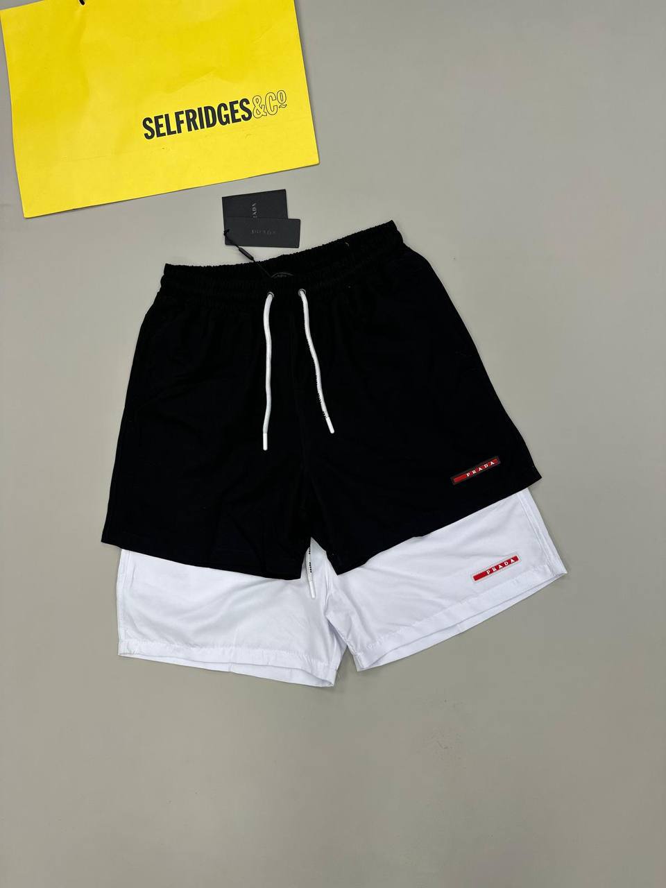 PRAD T-shirts or Shorts su3105