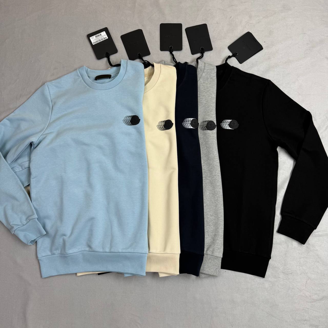 Moncle sweatshirts on sale sa1809