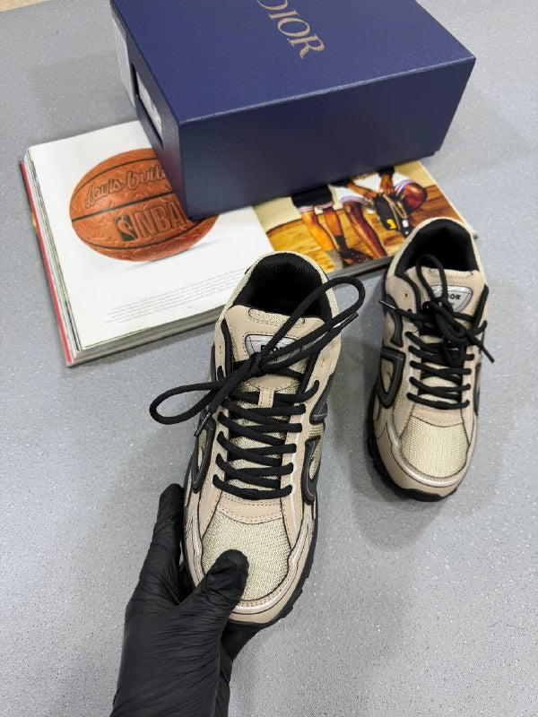 HIGH END DOR B30 WITH EXTRA LACES AND FULL PACKAGING ETC su1809