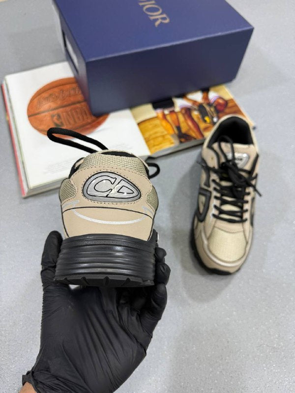 HIGH END DOR B30 WITH EXTRA LACES AND FULL PACKAGING ETC su1809