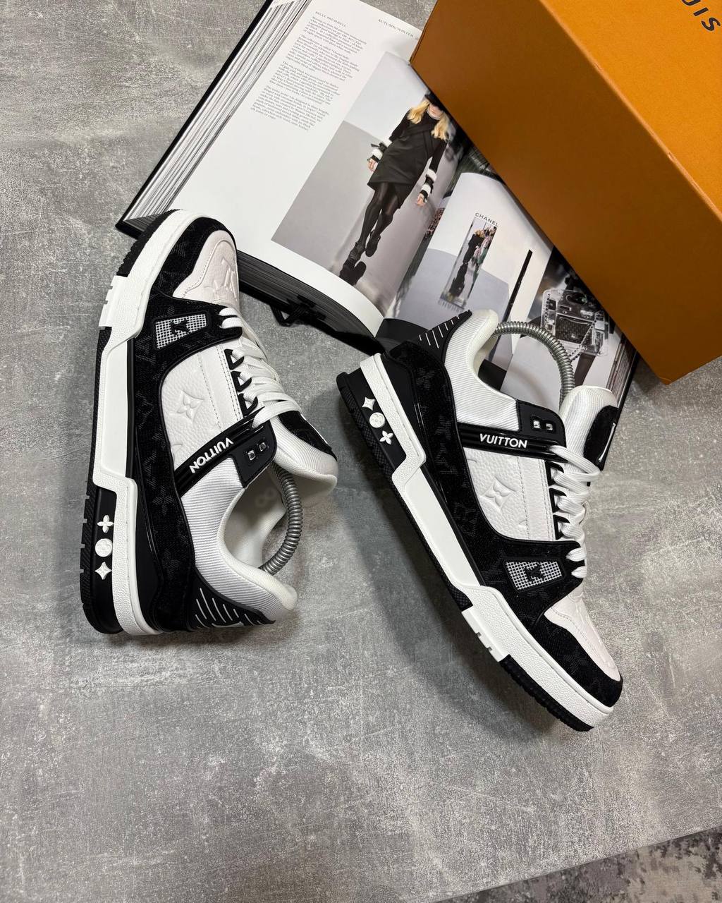 LVe Trainers aj1809