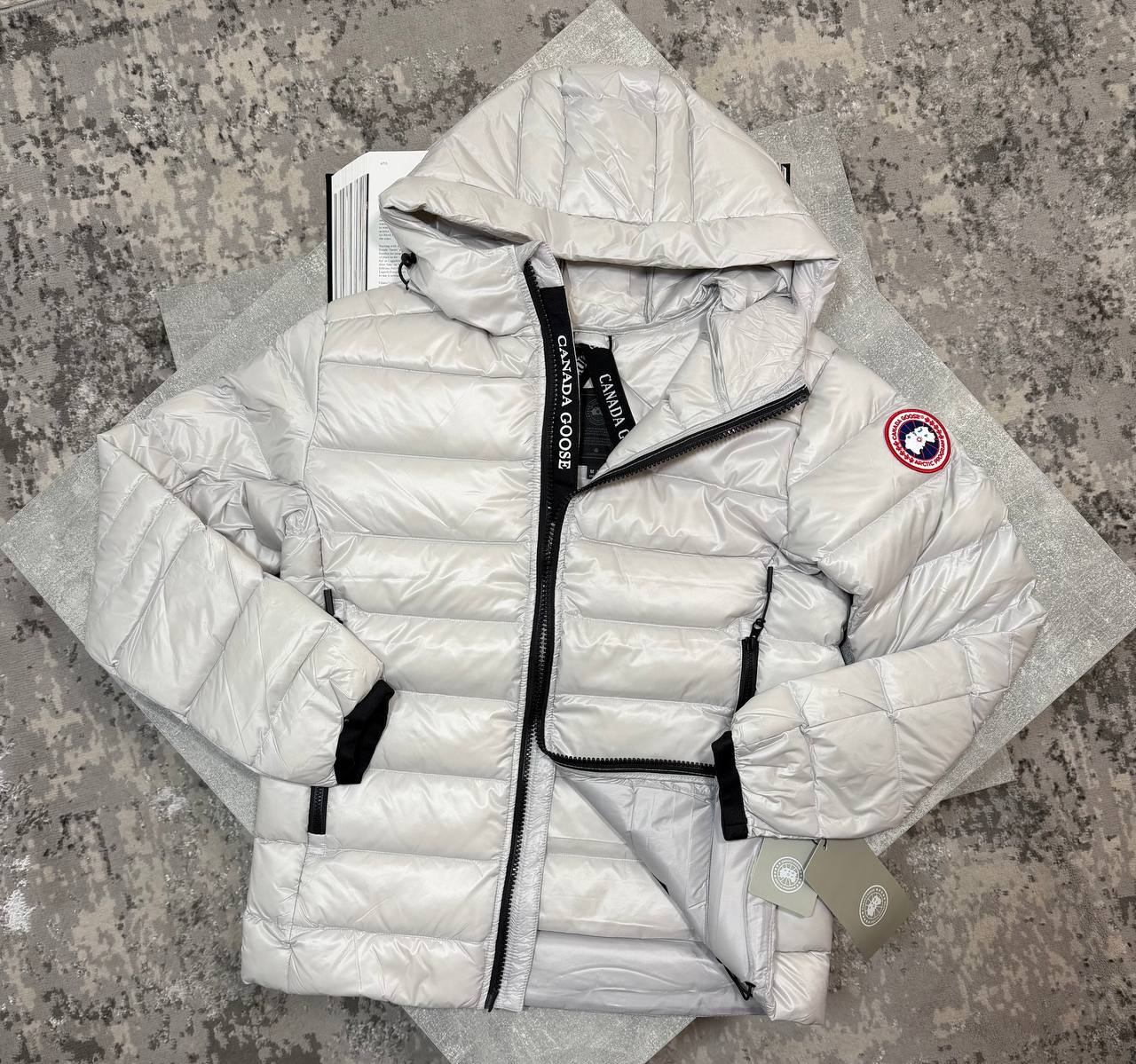 Restockedddd Canada Gose Crofton aj3012