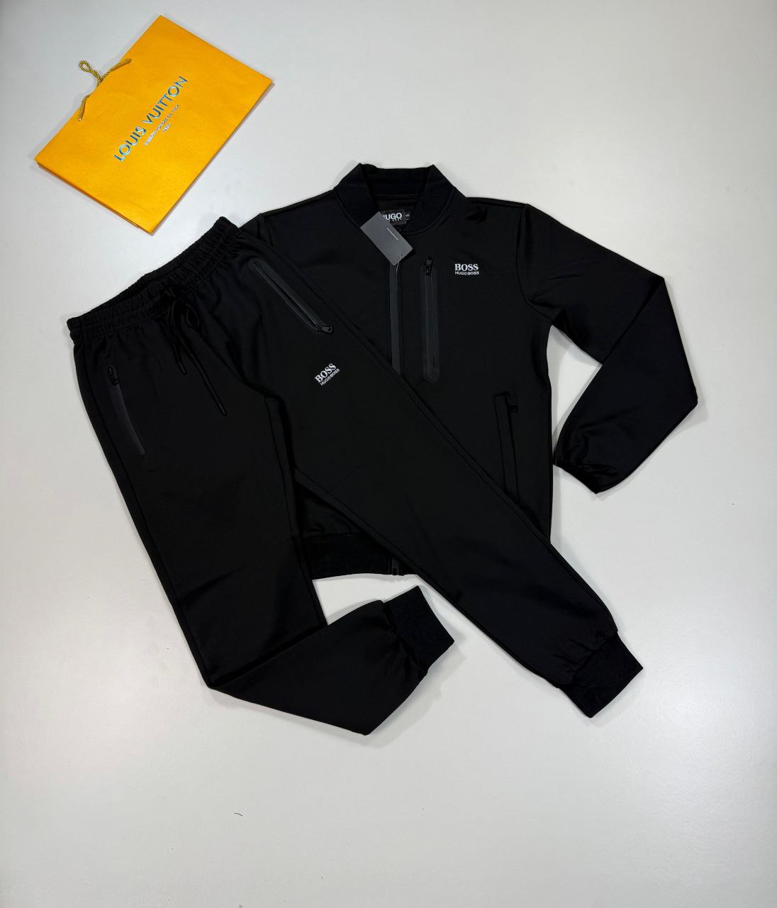 Mens tracksuit X New in stock X HIGH QUALTY su2909