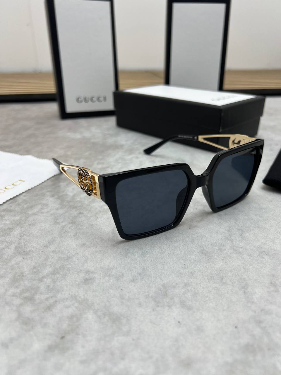 SUPER CLON GUCC SUNGLASSES COME WITH BOX ETC am1104