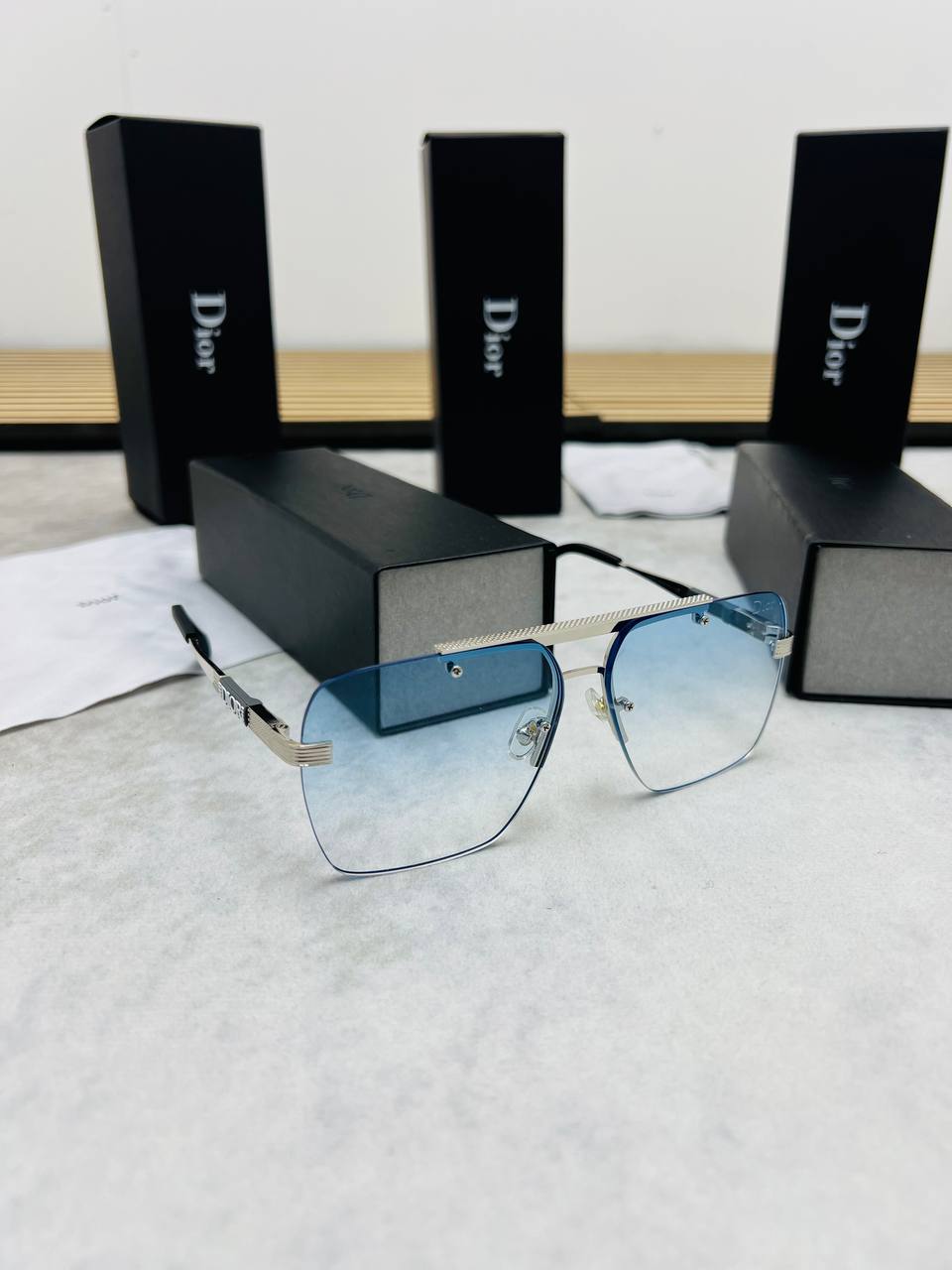 SUPER CLON DIO SUNGLASSES COME WITH BOX ETC am1104