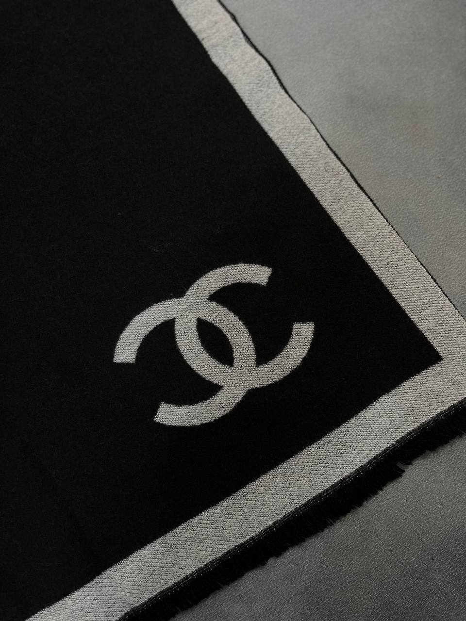 CHANE SCARF COME WITH BOX ETC am2909