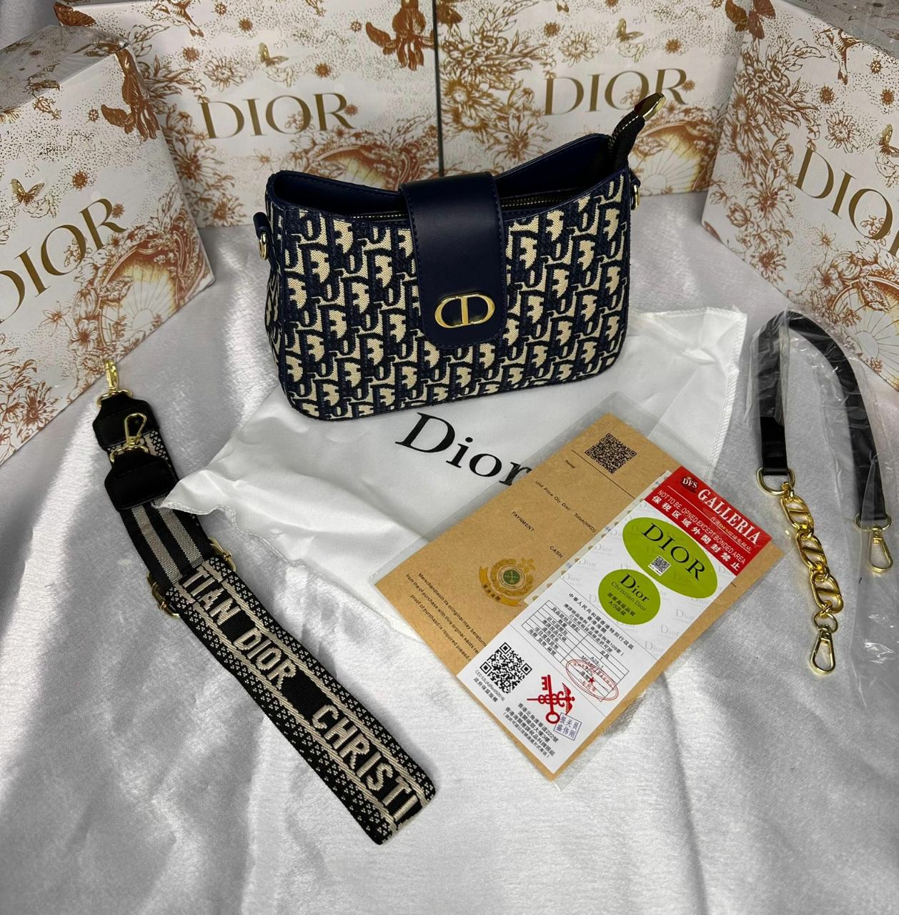 QUALITY COMES WITH BOX su0210