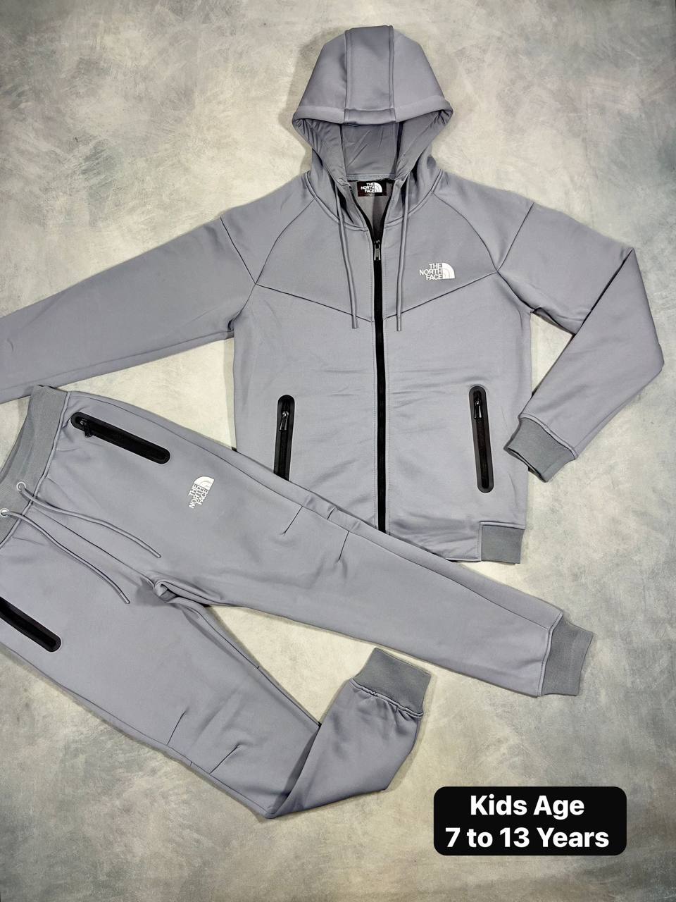 Northfacee Kids Tracksuit su0210