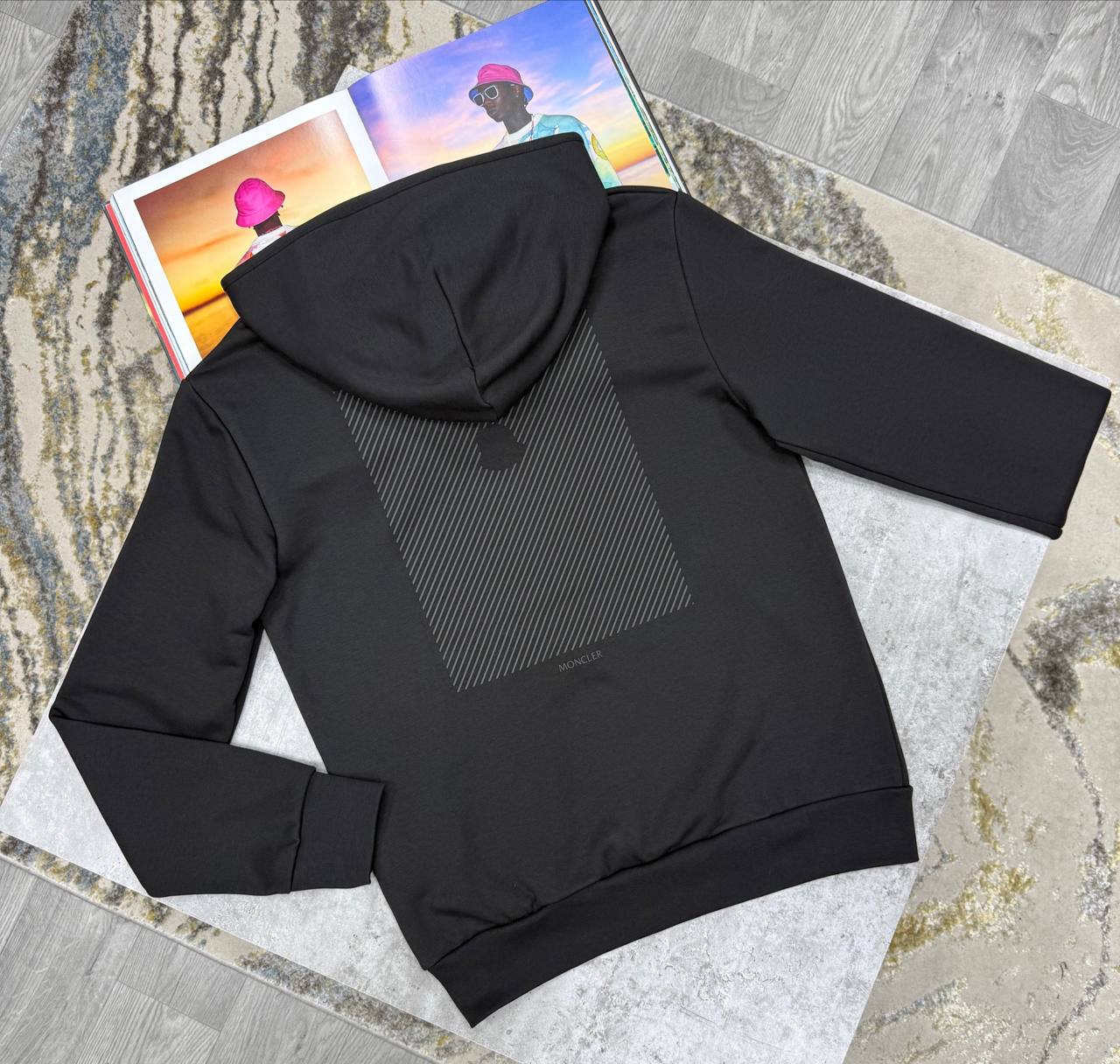 SUPER CLO MONCLE HOODIE su0210