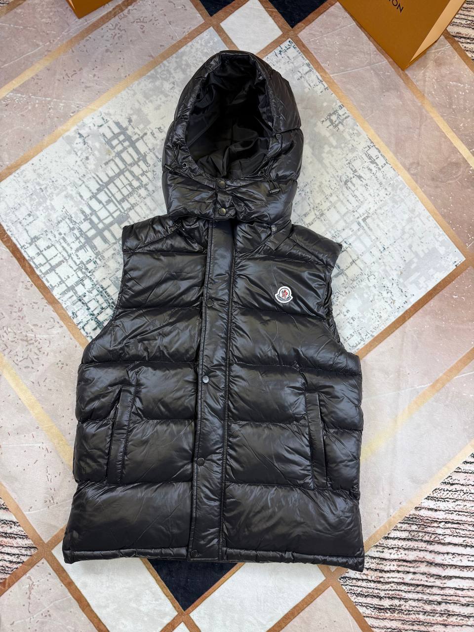 SUPERCLO QUALITY MONCLE BODYWORK BUTTON & ZIP ONES DETACHABLE HOOD su0210