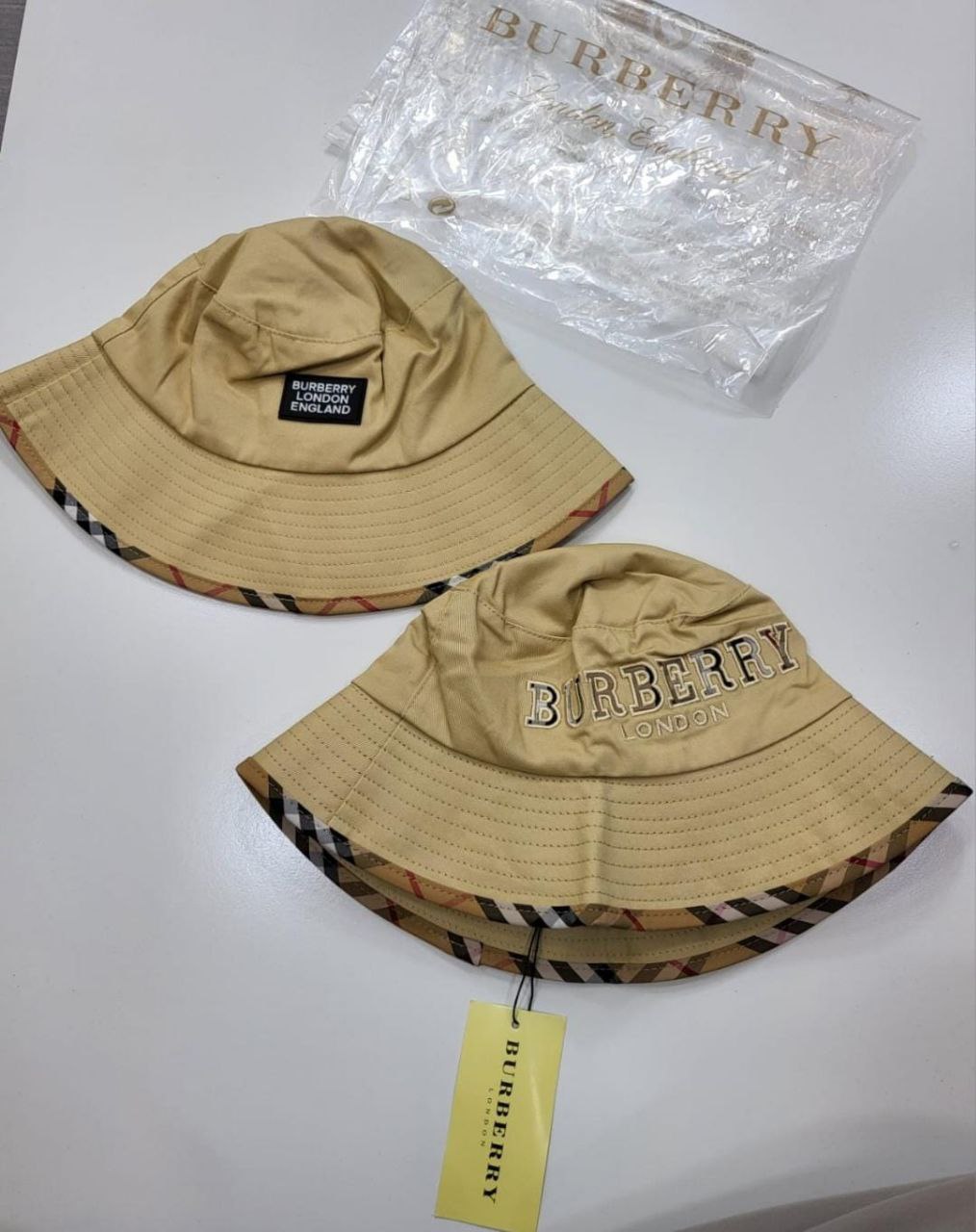 QUALITY PARAD AND BURBERRY BUCKET HAT ak0107
