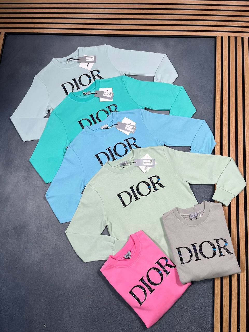 DIO JUMPERS am0107