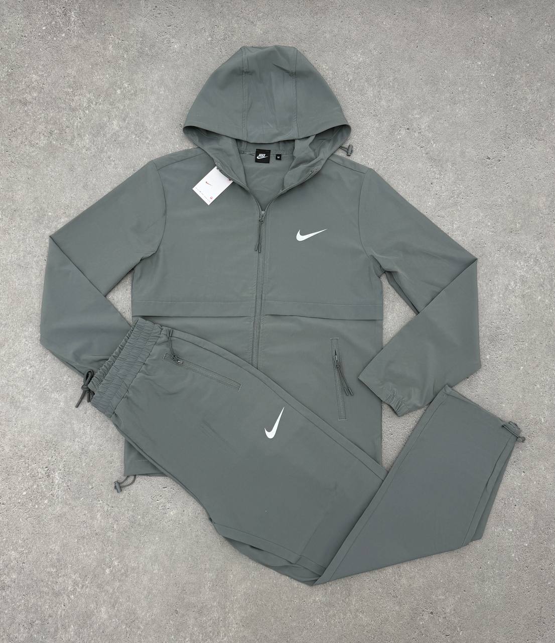Nik tracksuits na0710
