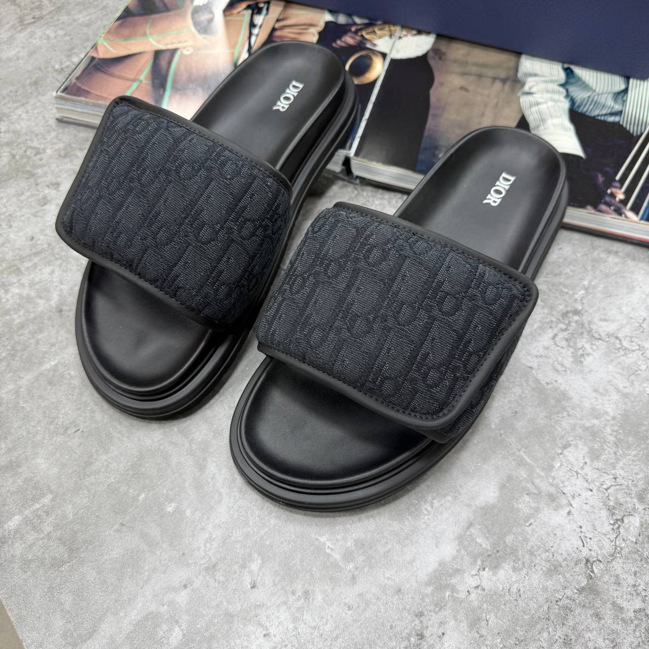 HIGH END DIO AQU SANDAL OBLIQU JACQUAR WITH FULL PACKAGING ETC jay2604