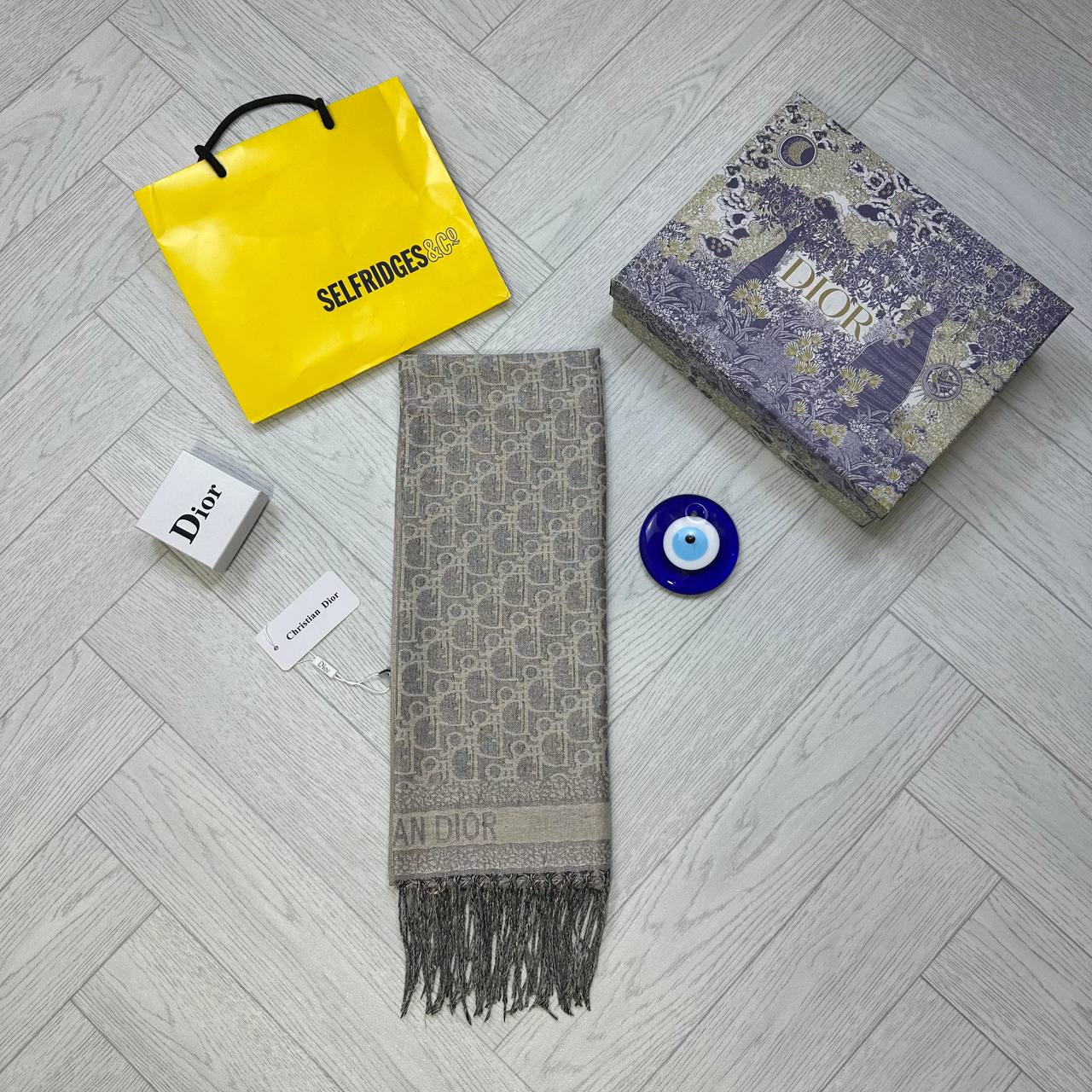 DOR SCARF 🧣 aj0710