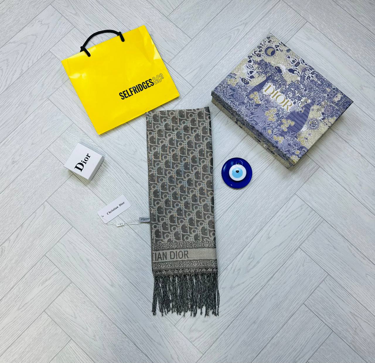 DOR SCARF 🧣 aj0710