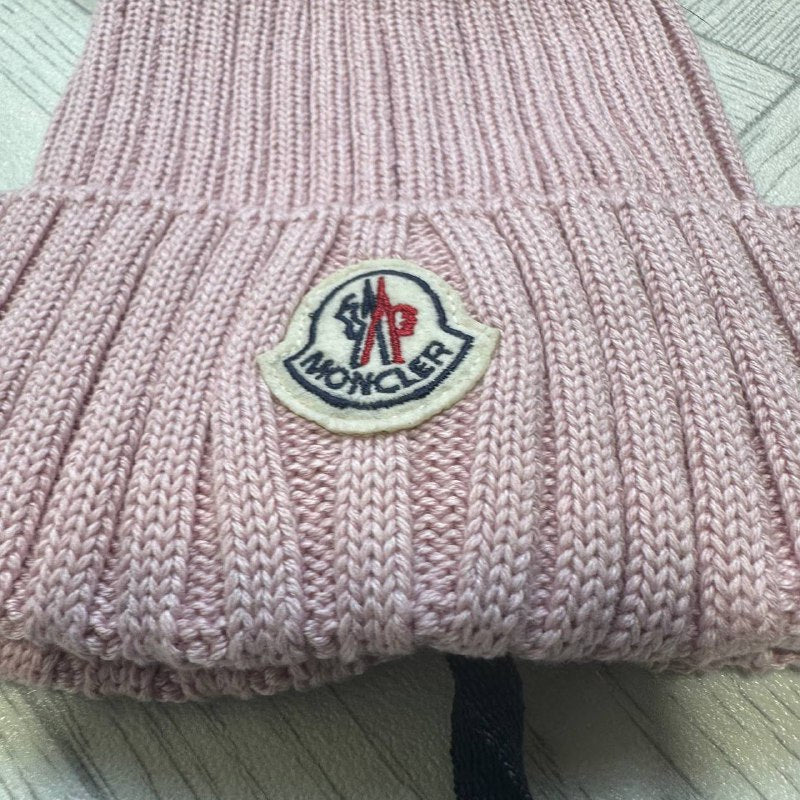 SUPERCLO QUALITY LADIES BEANIES WITH FUR to0710