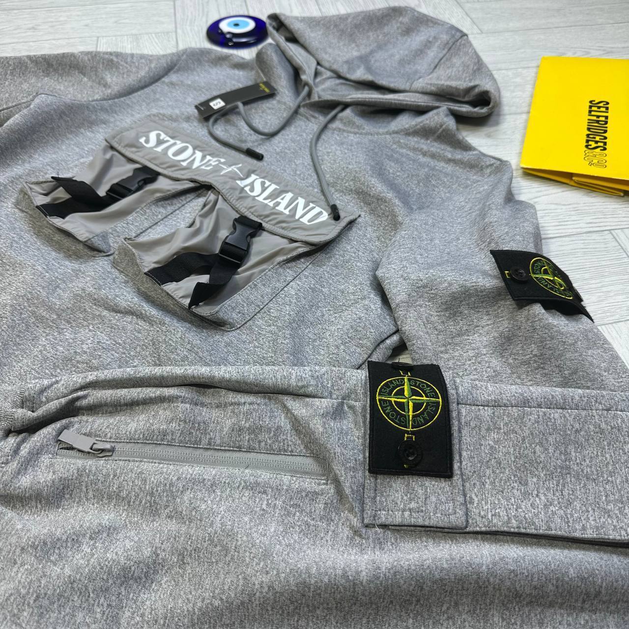 GOOD QUALITY STON ISLAN TRACKSUITS SIZE MENTION ON THE PHOTO to2104