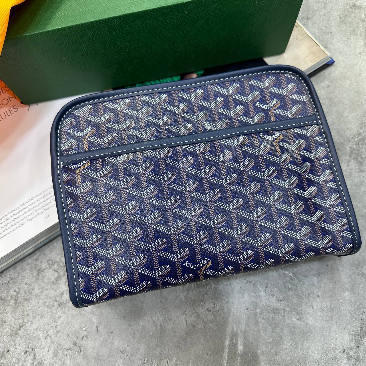 Superclon quality Goyar man bags come with full packing ha2104