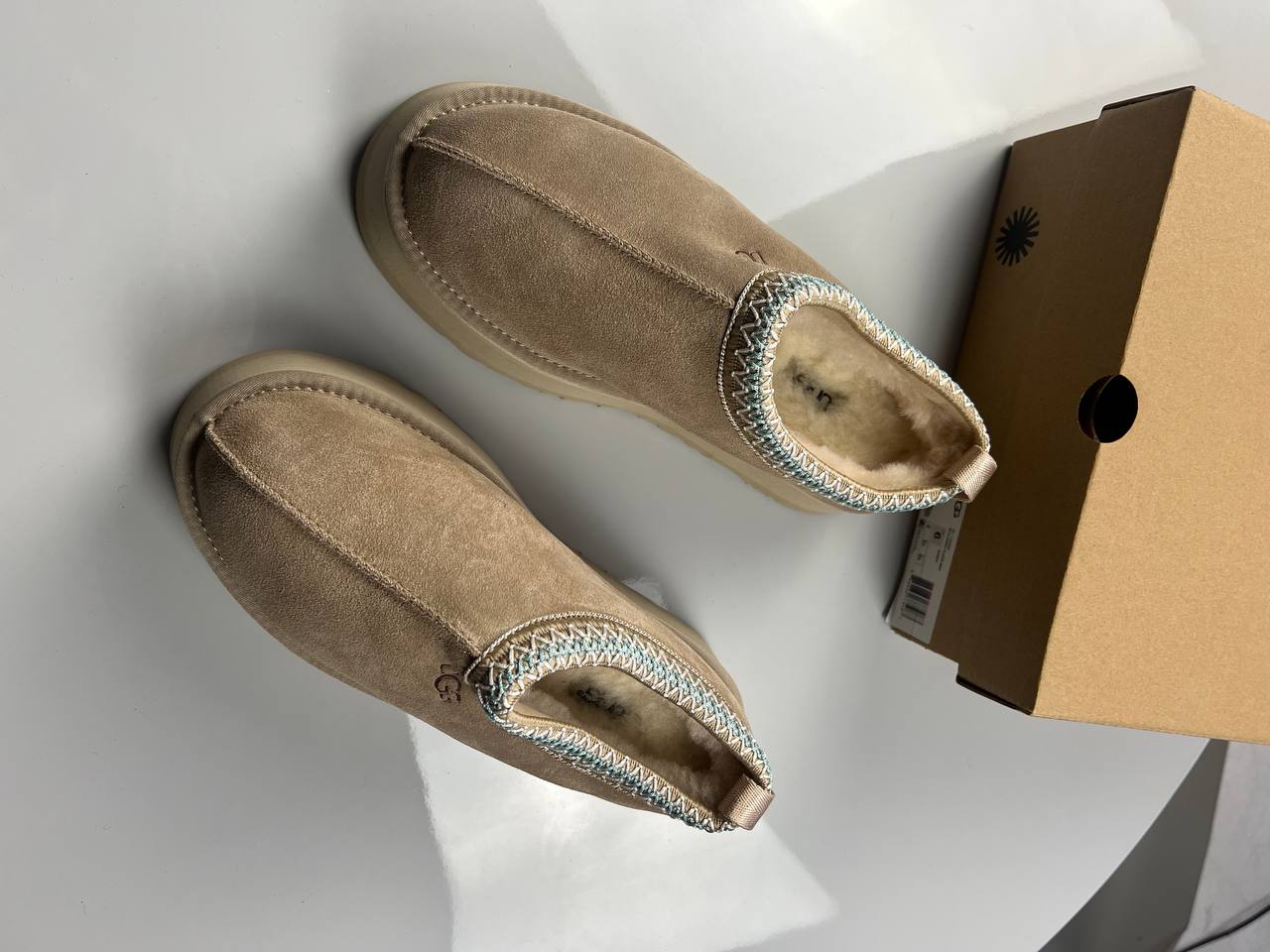 Ugg slippers High Quality have nice box paper works su0510