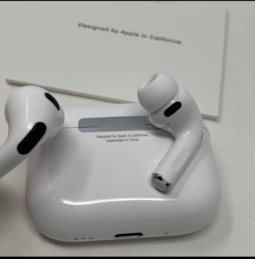APPL AIRPODS PRO 3 LATEST ak2104