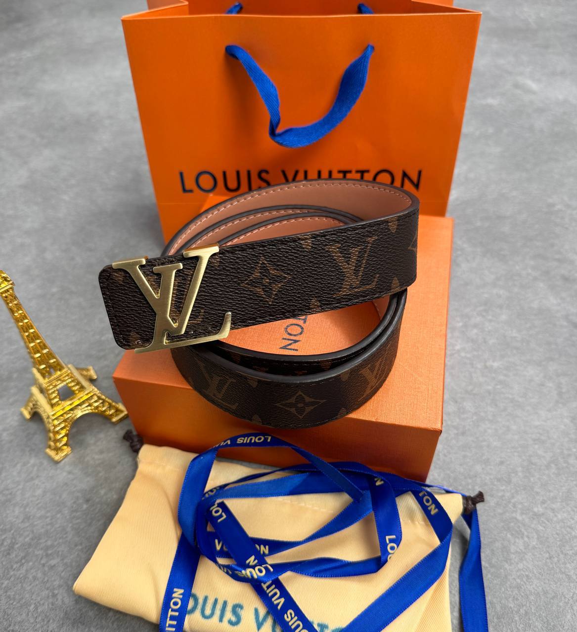 LV belts with boxes su0907