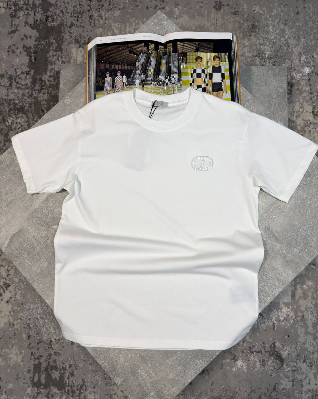 CD Tshirt aj2404