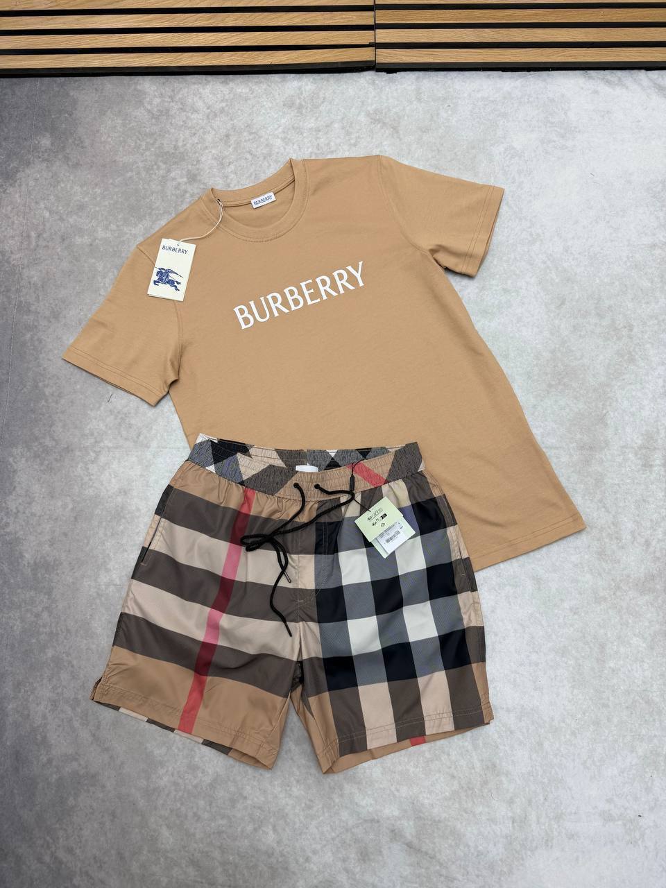 SUPER CLON BURBERR SHORT SET am2704