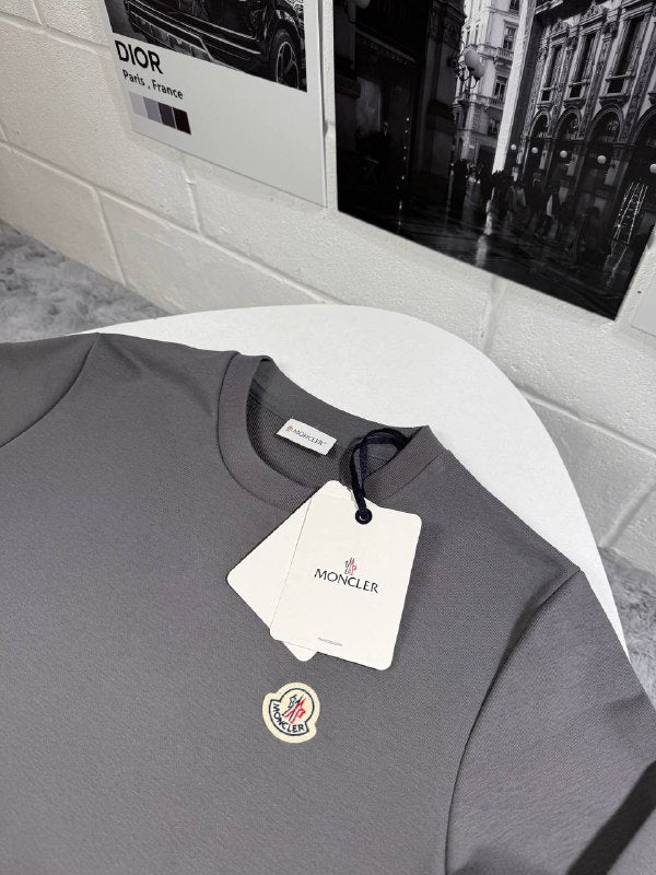 Moncle sweaters 1910