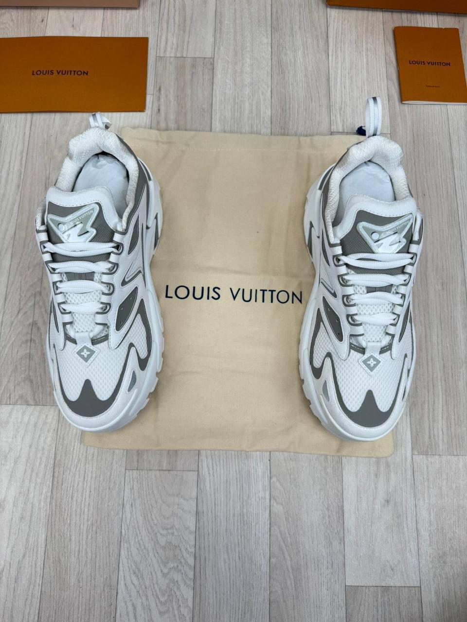 Loui vuitto trainers jj2704