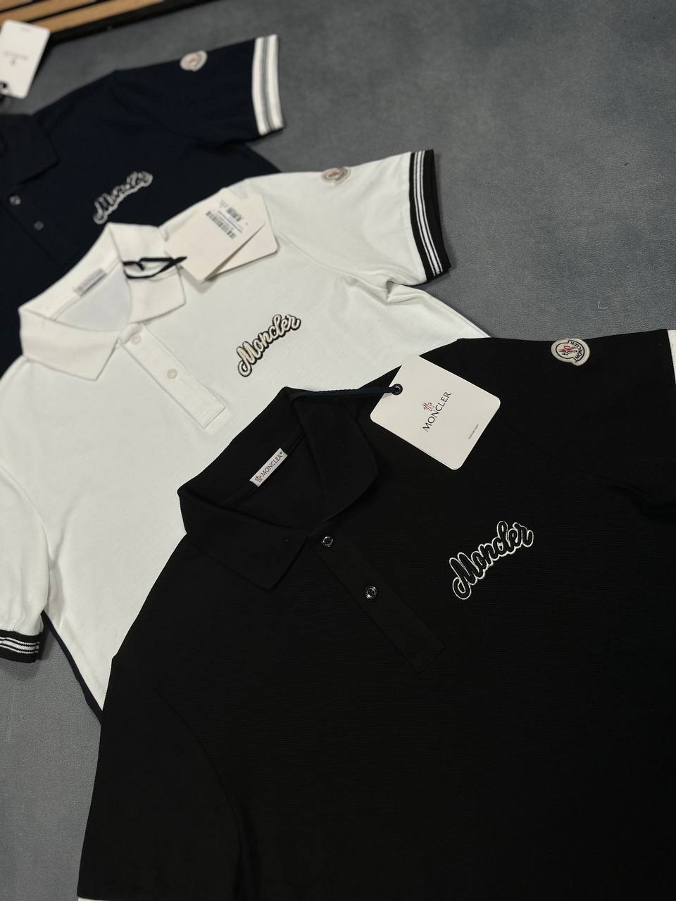 SUPER CLO MONCLER POLO am1107