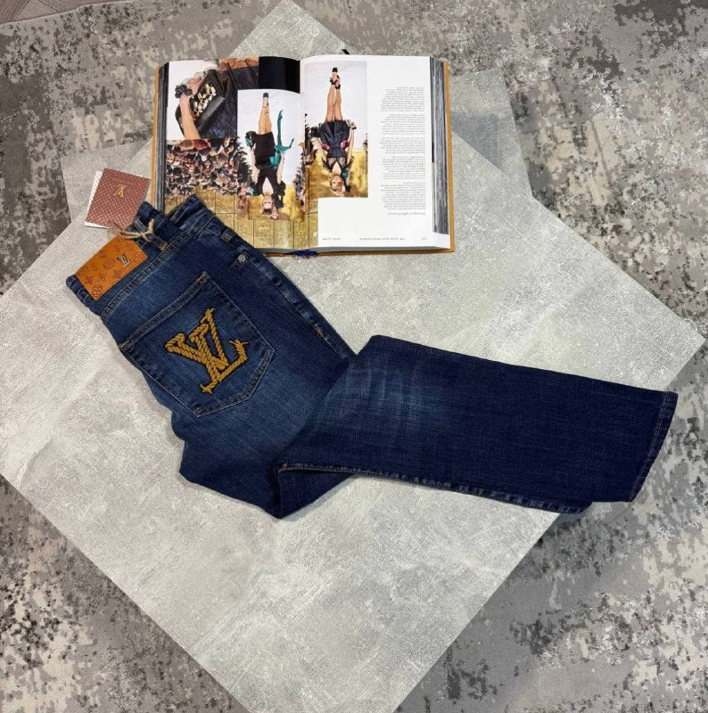 LV jeans aj2804