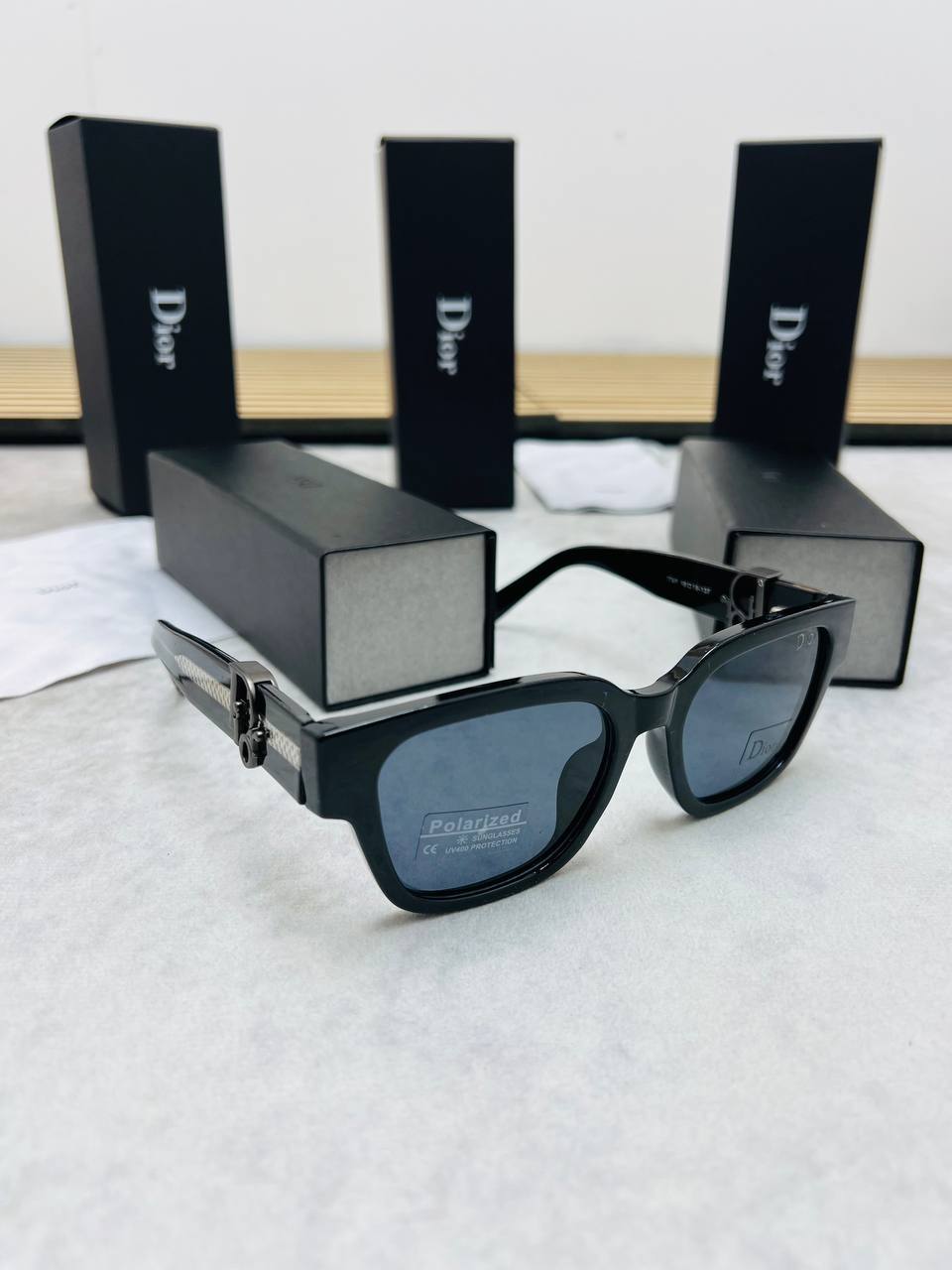 SUPER CLON DIO SUNGLASSES COME WITH BOX ETC am0305