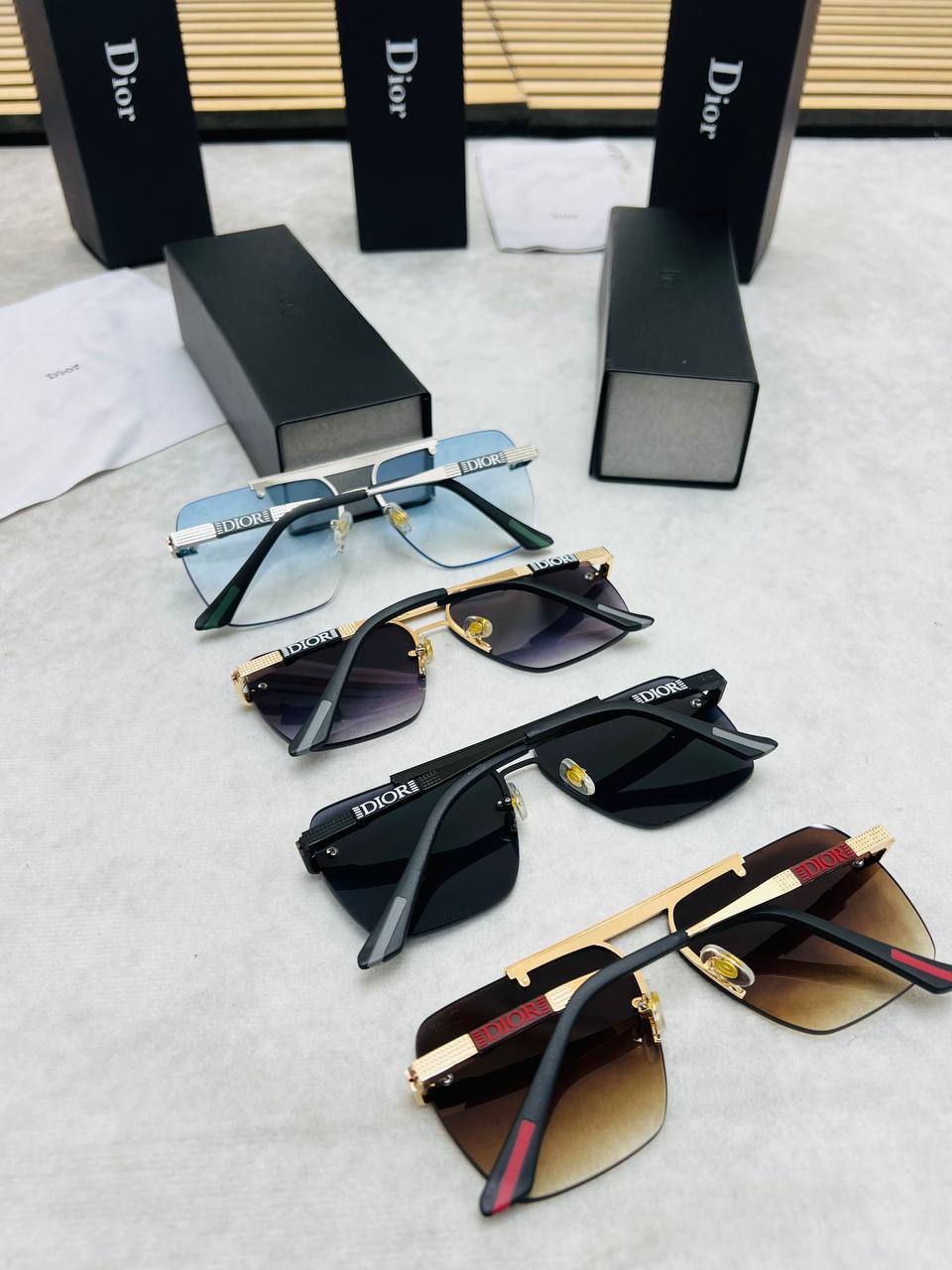 SUPER CLON DIO SUNGLASSES COME WITH BOX ETC am0305