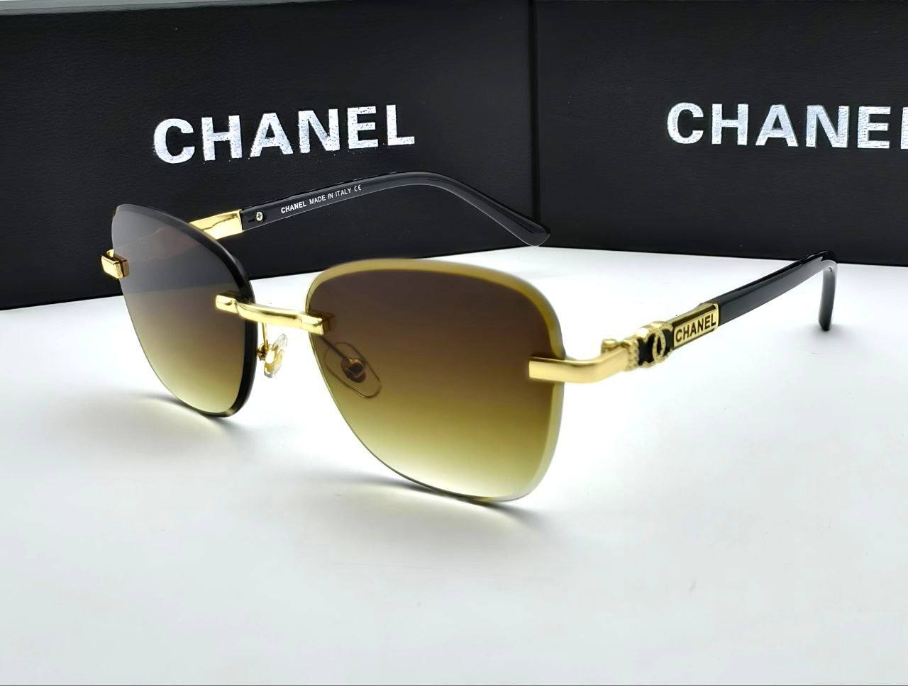 SUPER CLON CHANE SUNGLASSES COME WITH BOX ETC am0305
