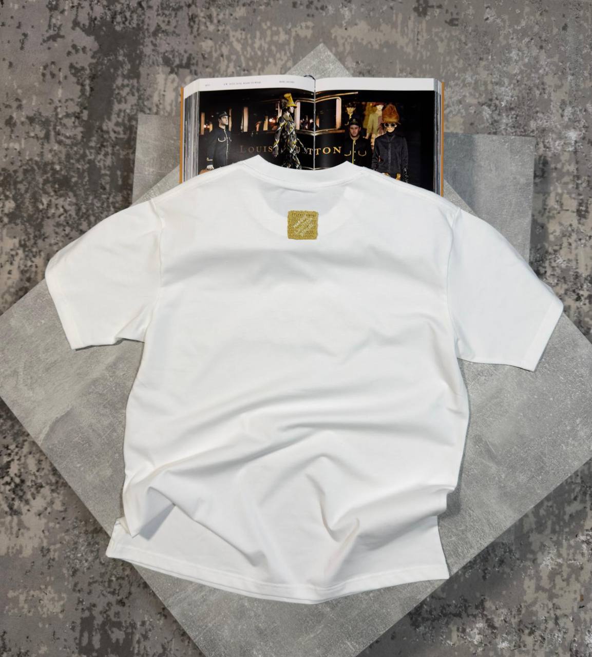 LV Tshirt aj0105