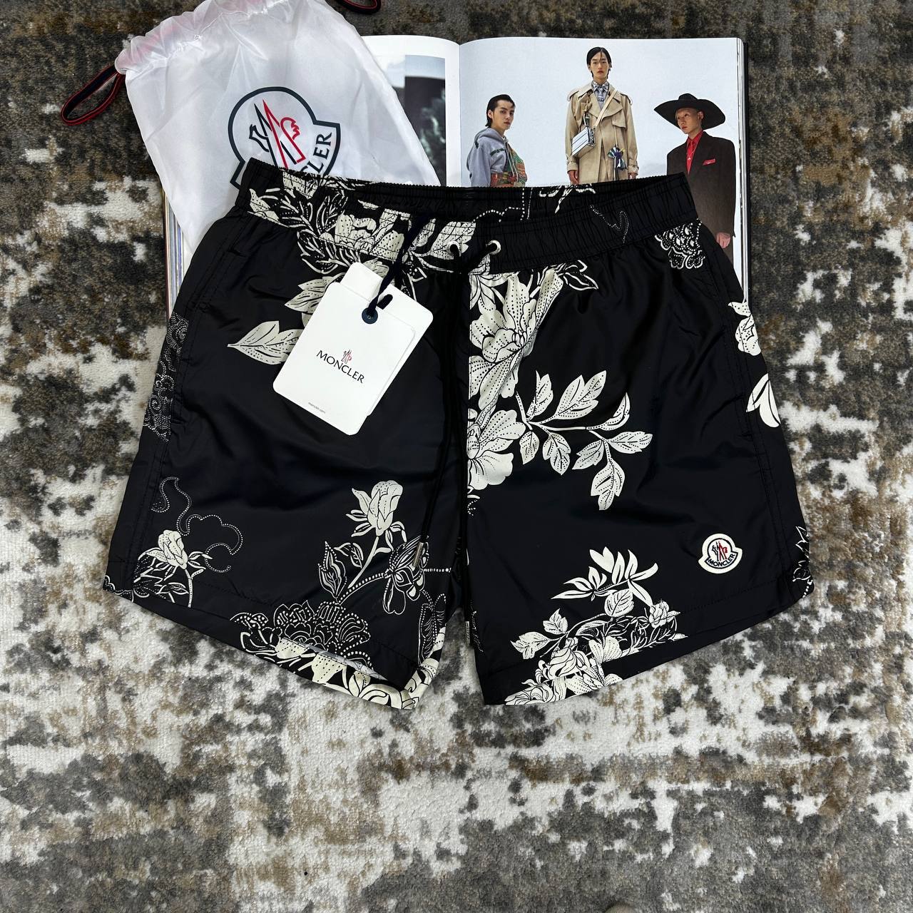 Top quality Moncle shorts su1607